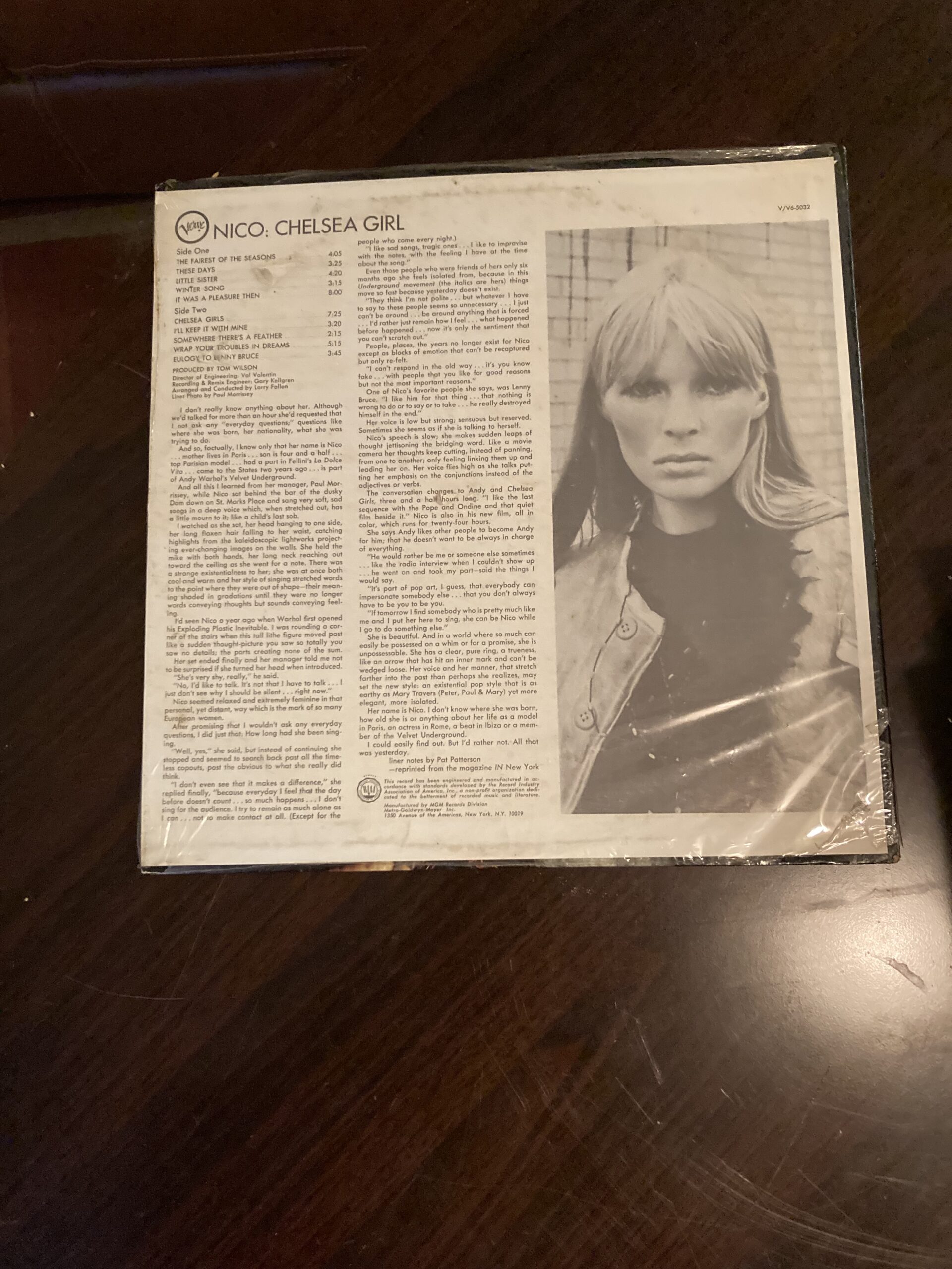 nico-chelsea-girl-back